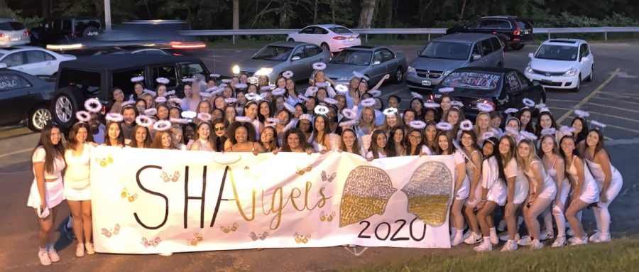 Class of 2020 at SHAs annual Senior Mixer. This school year they were SHAngels!